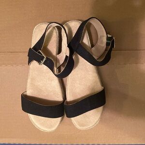 Women’s Old Navy Platform Sandals - Size 6